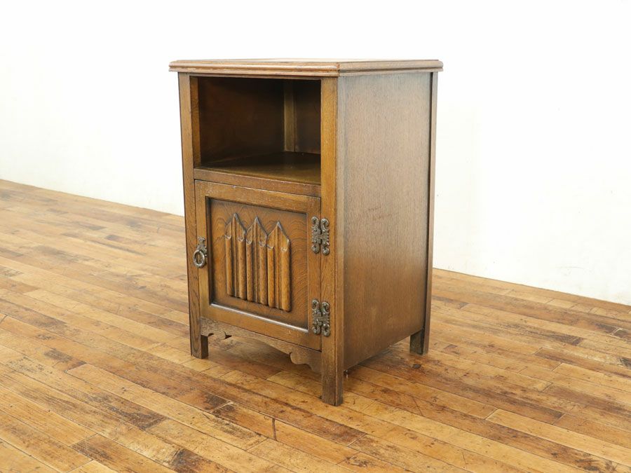 イギリスアンティーク家具ナイトテーブル 59593