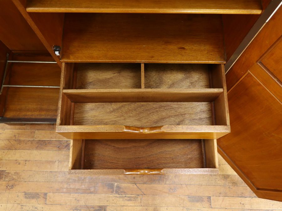 イギリスアンティーク家具ジェンツローブ 59658