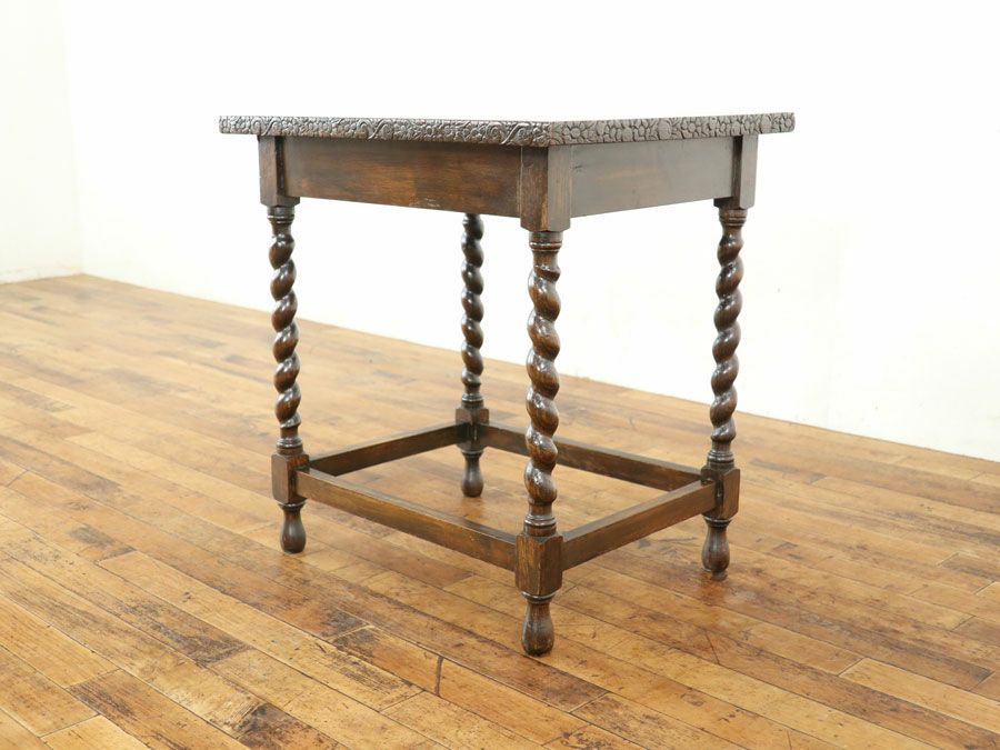 イギリスアンティーク スモールテーブル 59514