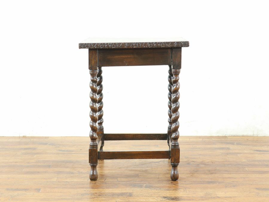 イギリスアンティーク スモールテーブル 59514