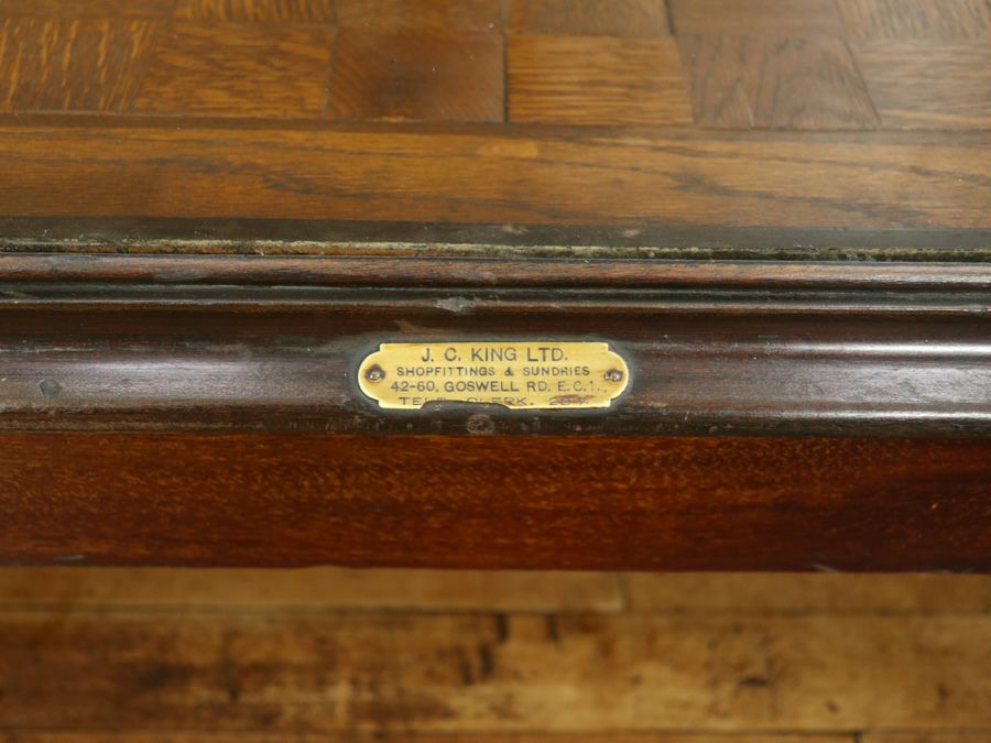 イギリスアンティーク家具 キュリオケース 70489