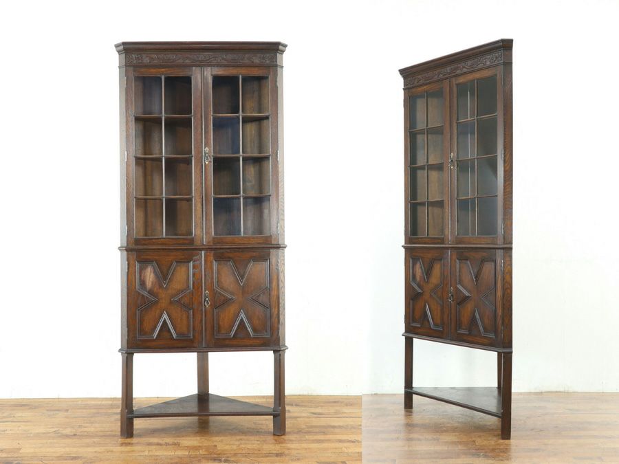 無垢材の味わいも魅力 イギリスアンティーク コーナーキャビネット