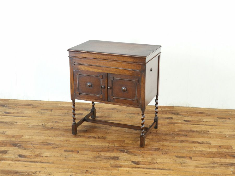 イギリスアンティーク家具蓄音機 59720