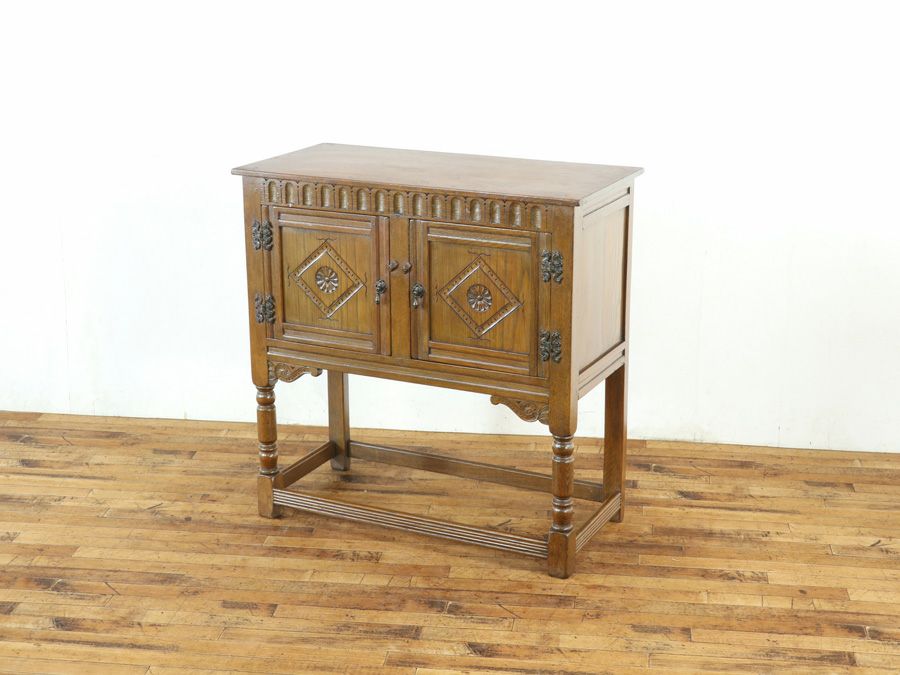 イギリスアンティークサイドキャビネット 59880