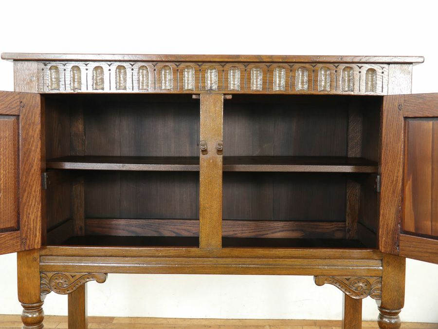 イギリスアンティークサイドキャビネット 59880