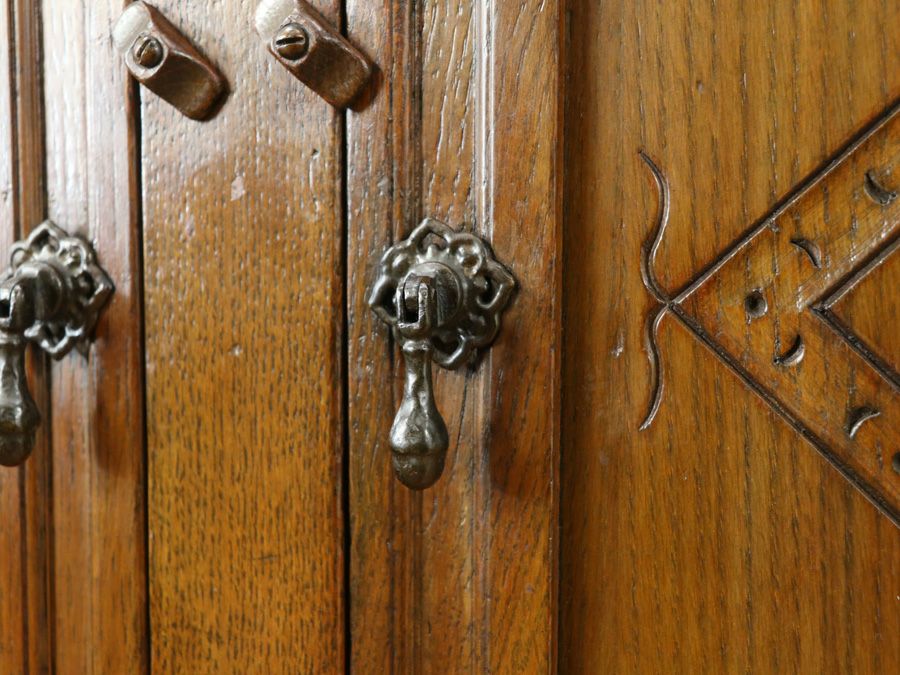 イギリスアンティークサイドキャビネット 59880