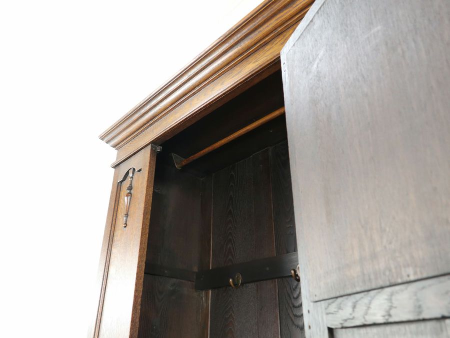 イギリスアンティーク家具ワードローブ 59889