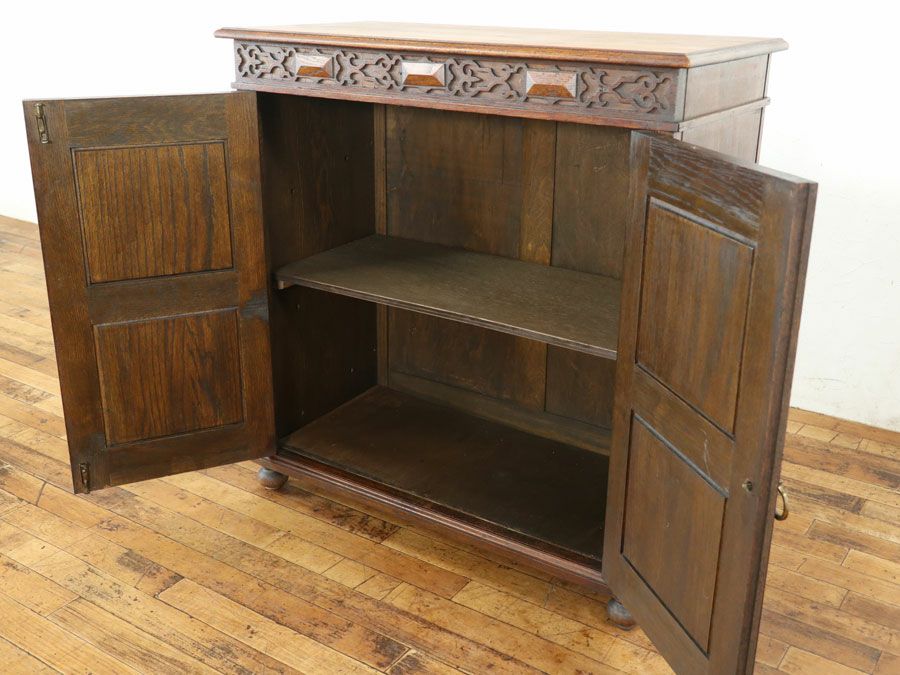 イギリスアンティーク家具キャビネット 59876