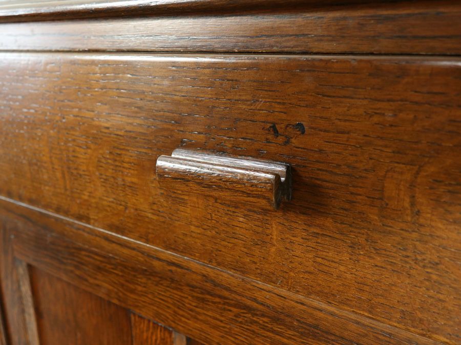 イギリスアンティーク家具カップボード 80122