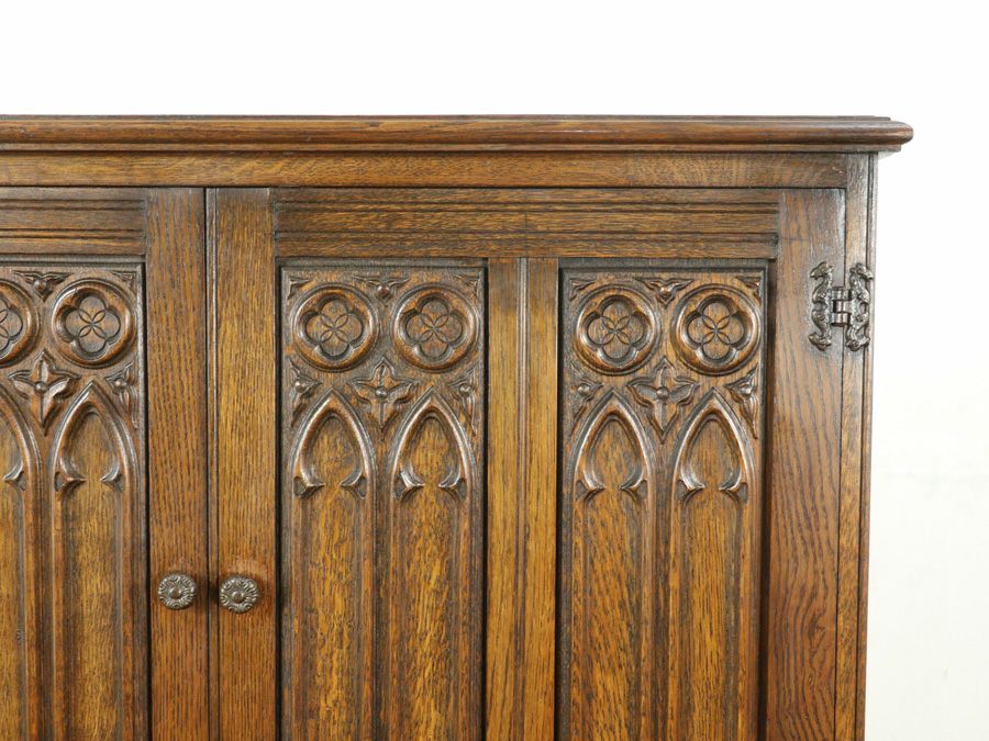 イギリスアンティーク家具キャビネット 80038b