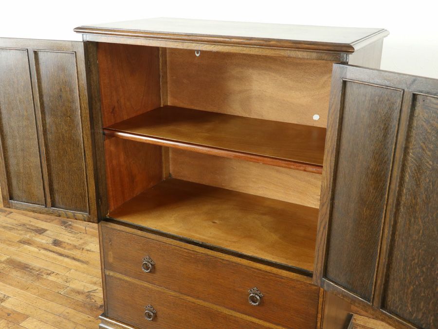 イギリスアンティーク家具キャビネット 80038b