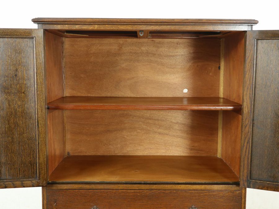 イギリスアンティーク家具キャビネット 80038b