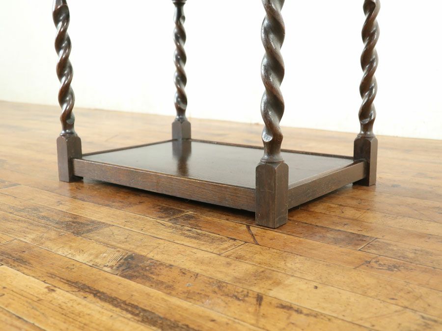 イギリスアンティークスモールテーブル 80119