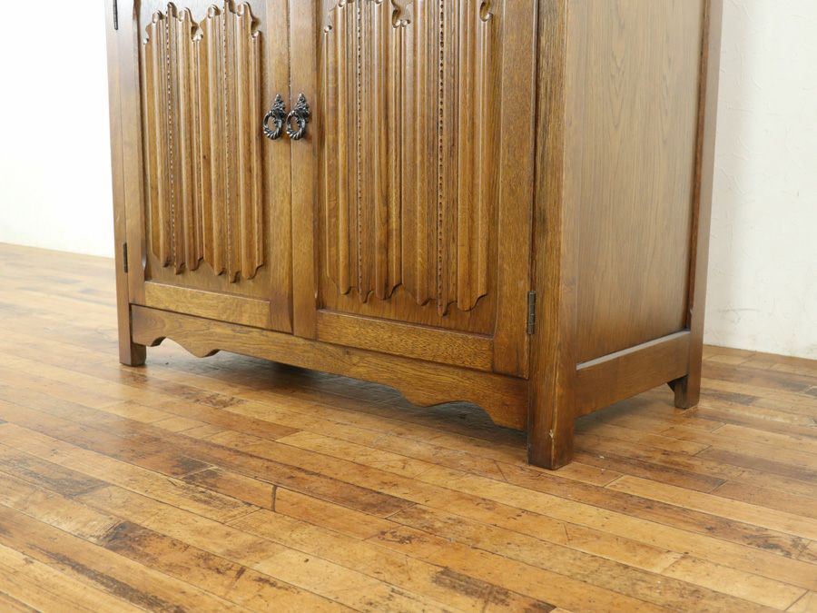 イギリスアンティーク家具カップボード 80065