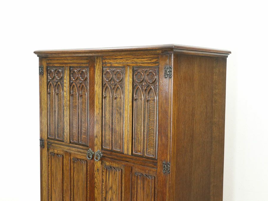 イギリスアンティーク家具ワードローブ 80038a