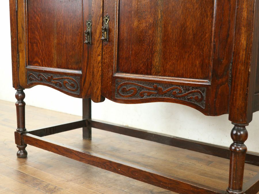 イギリスアンティーク家具カップボード 80117