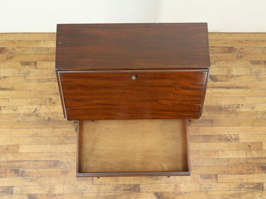 イギリスアンティーク家具ビューロー 80210