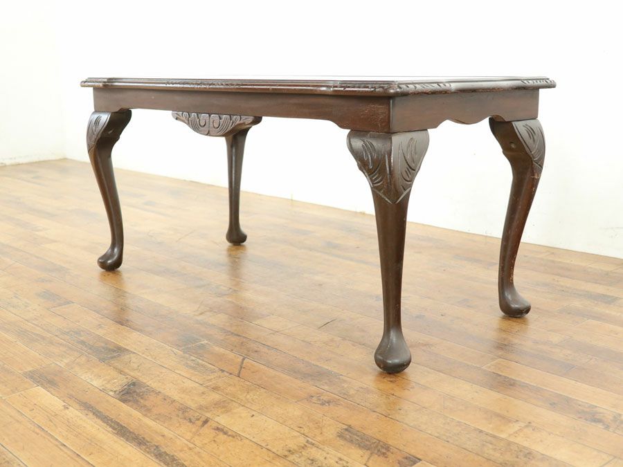 赤系のレザーが印象的なガラストップコーヒーテーブル 80145