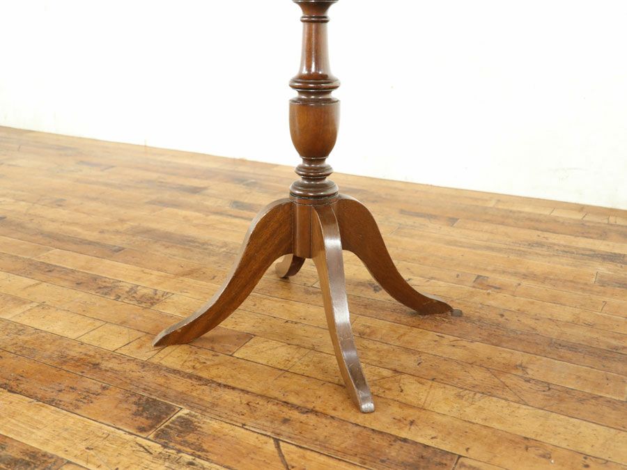 イギリスアンティーク スモールテーブル 80139