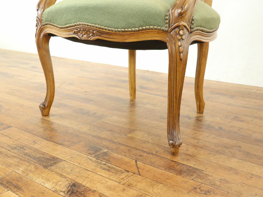 アンティーク プチポワンアームチェア 65105