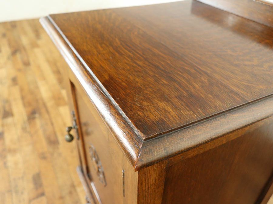 アンティーク家具 ナイトテーブル 80285