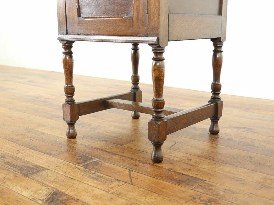 アンティーク家具 ナイトテーブル 80285