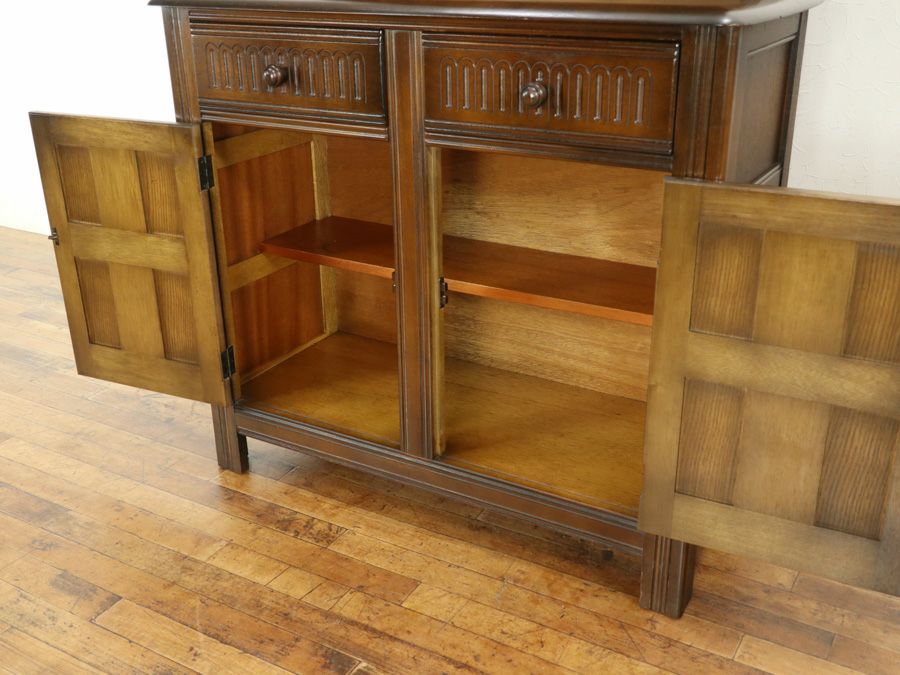 イギリスアンティーク カップボード 80381