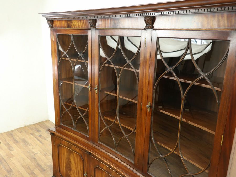 イギリスアンティーク キャビネット 80348