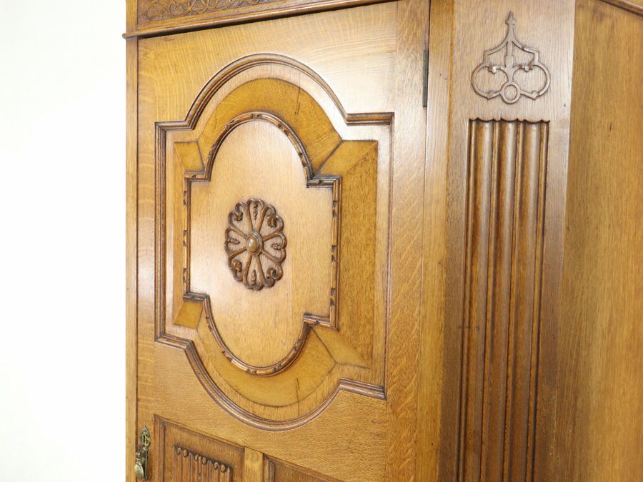 アンティーク家具 ワードローブ 80597