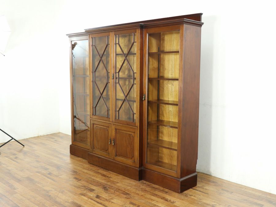イギリスアンティーク家具 キャビネット 80609