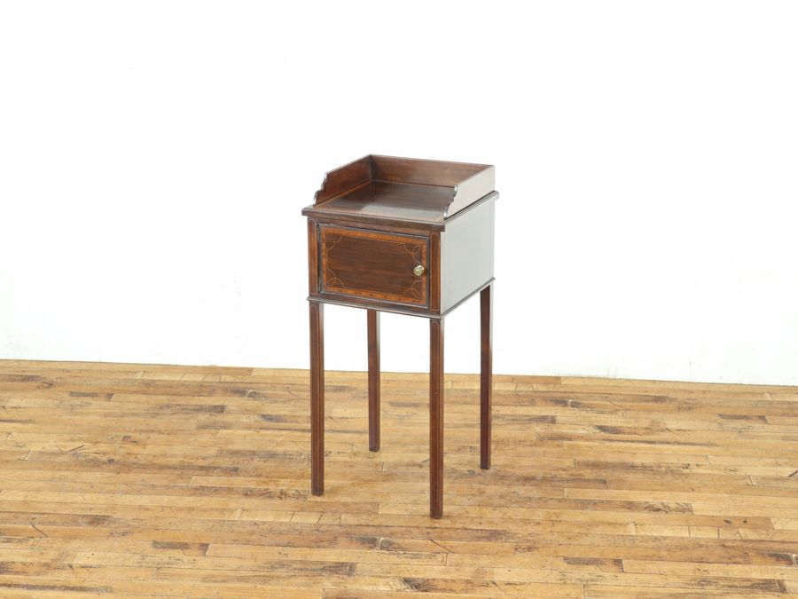 アンティーク家具 ナイトテーブル 80699