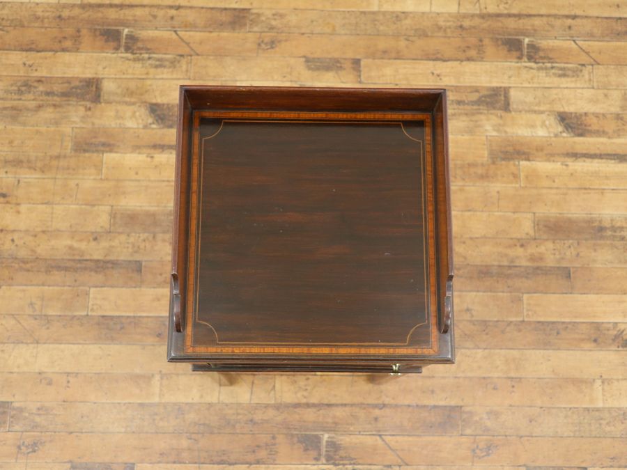 アンティーク家具 ナイトテーブル 80699