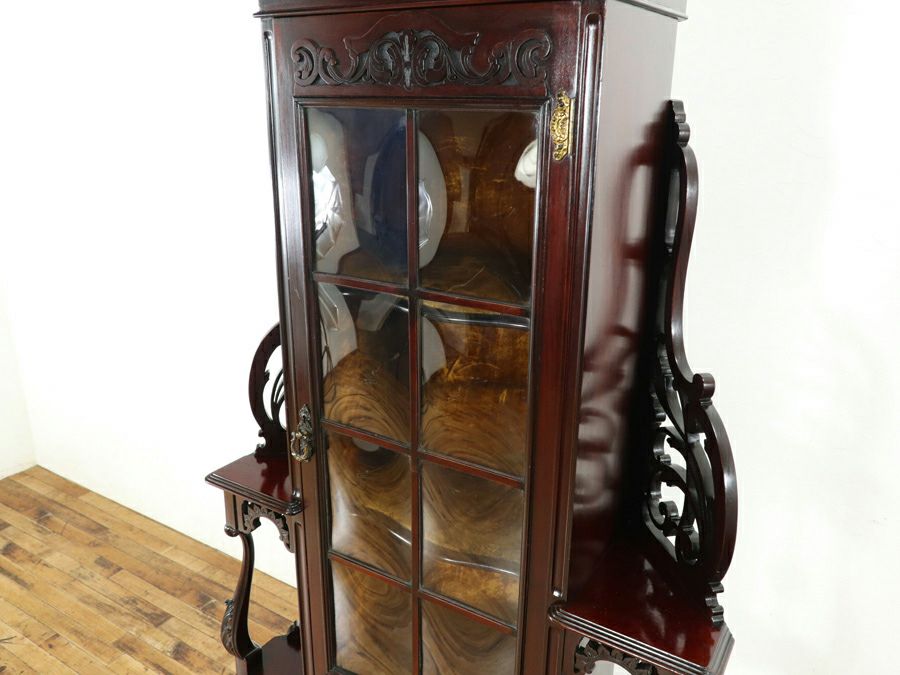 華やかなビクトリアンのデザイン イギリスアンティーク コーナー