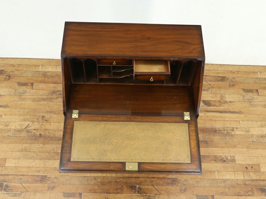 ウォールナットの美しい杢目 ライティングビューロー 80864