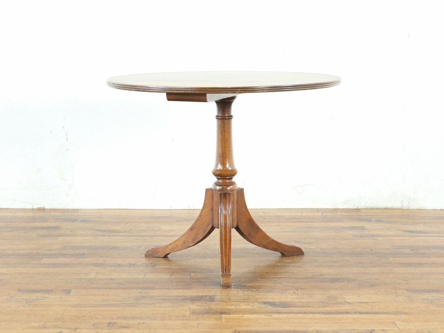 ワインテーブルを大きくしたようなコーヒーテーブル 80674