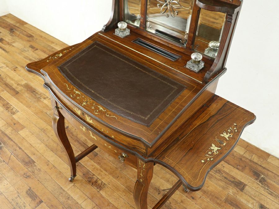 インレイなどの華やかなデザインと拡張棚を持つエドワーディアンレディデスク 80848