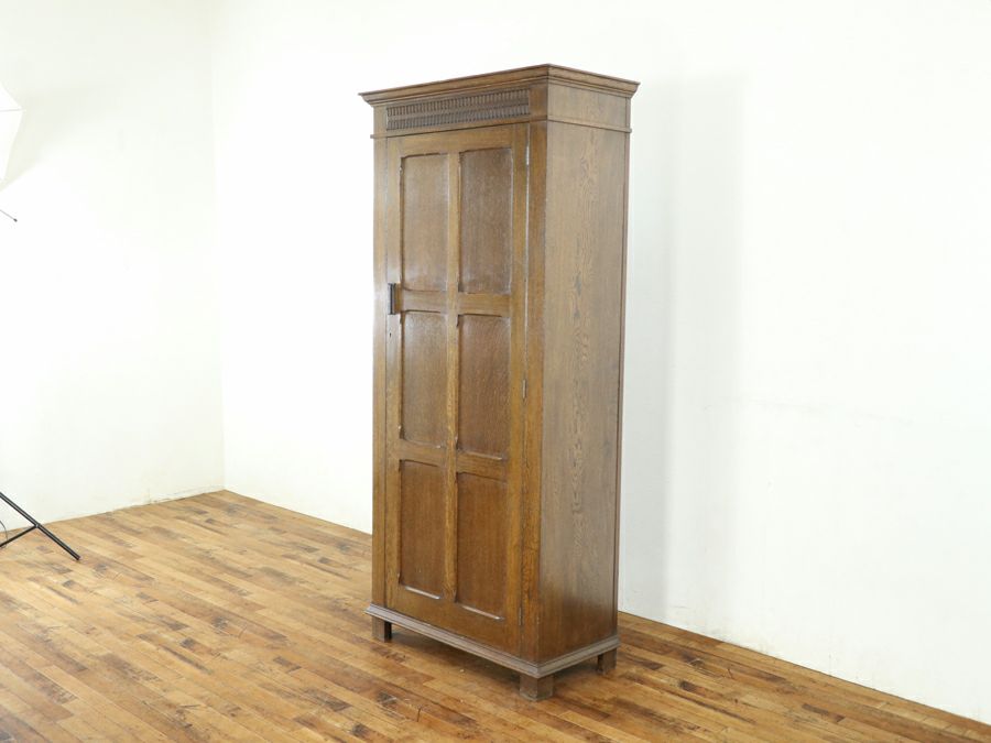 少し薄型のサイズも魅力のナチュラルな雰囲気のワードローブ 80652