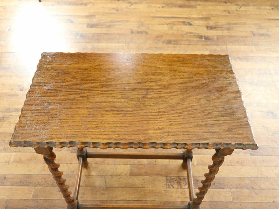 僅かに明るめ イギリスアンティーク オケージョナルテーブル 80684